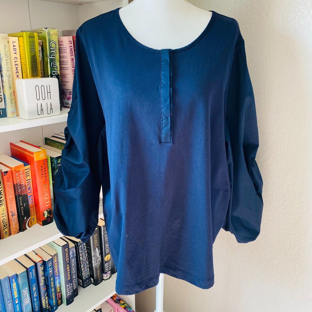 CHICO'S Navy Blue Hidden Pop-Over Ruched Sleeve Top Size 4 XXL